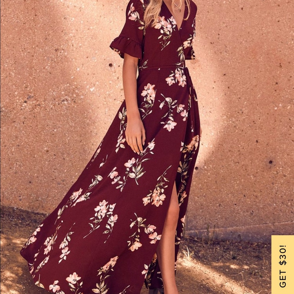 Gorgeous Lulus wrap dress- never worn